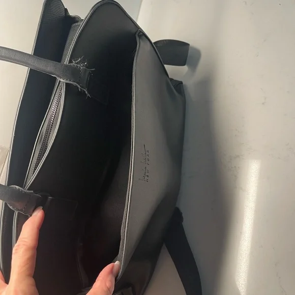 Black purse/lap top bag - Picture 6 of 10